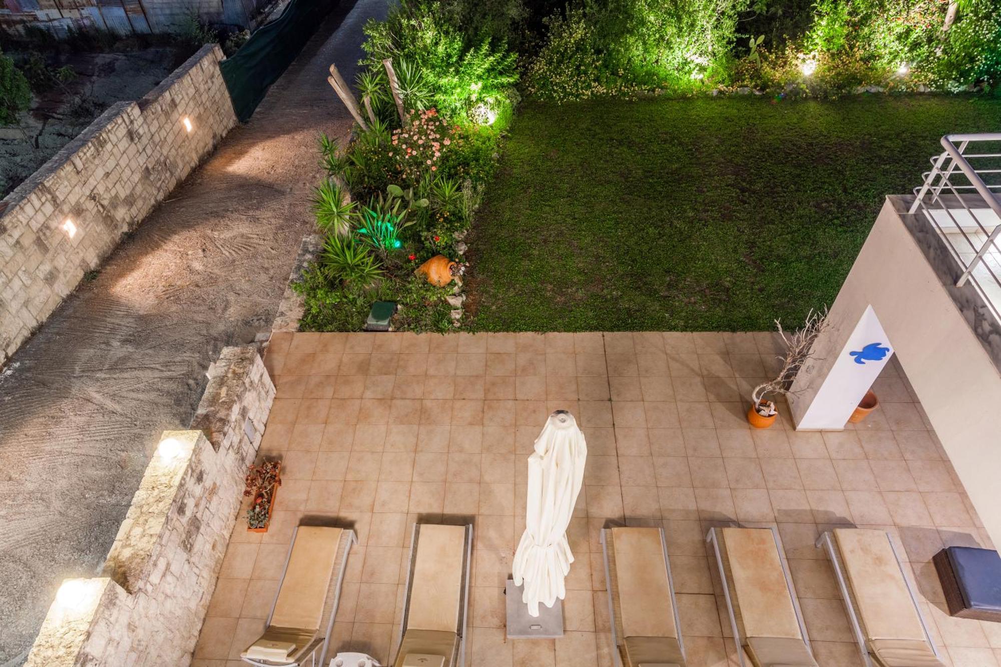 Whiteblue Spa Villa, By Idealstay Experience Iraklio Exteriér fotografie